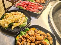 -彝人部落火盆烧烤(原内环足球场店)