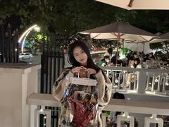 -Mark&Mars Restaurant