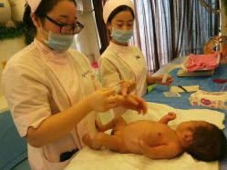 -母仪天下月子中心(光谷店)