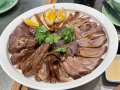 -潮界(LU·ONE凯德晶萃广场店)