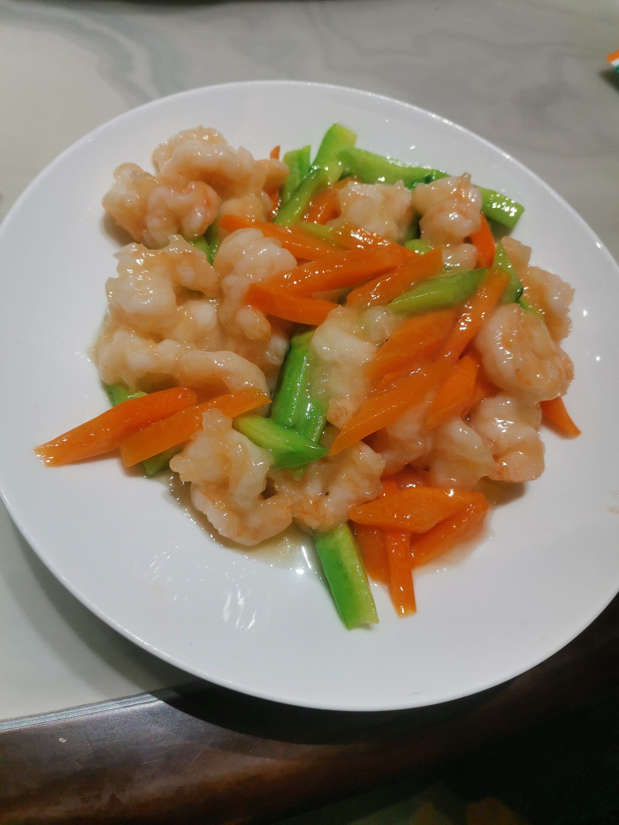 哈哈,确实呀,清炒虾仁清爽鲜嫩,葱烧蹄筋