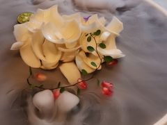 兰州九年百合-富淳饭店(陆家嘴保利广场店)