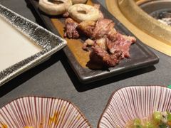 -铭牛烧肉·和牛海鲜自助(高新月牙湖店)