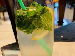 -东方红海鲜百汇(国际大厦店)