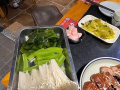 -小饕荟雅安贡椒鱼鲜馆(广福桥店)