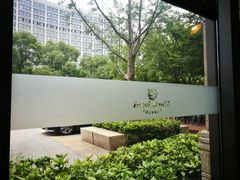 景观位-高乐雅咖啡(宜山路店)