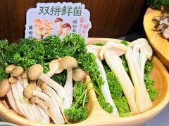 -楠小云·云南鲜菌·鲜牛自助火锅(九眼桥店)