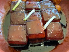 招牌普洱紅焼肉&nbsp;Signature&nbsp;Pu’er&nbsp;Pork-荷风细雨·中国茶宴(碧云店)