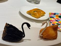 天鹅榴莲酥-茉里粤菜(皇姑万象汇店)