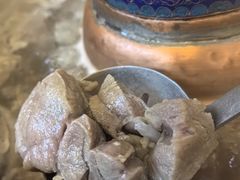 -毛辣果·贵州红酸汤牛肉火锅(西单店)