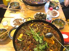 -鸿顺老铁锅美蛙鱼府(解放碑店)