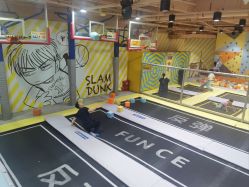 -反弹蹦床公园·运动乐园·团建·亲子派对(深圳观澜湖店)