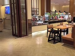 -亚龙湾希尔顿自助餐厅·海鲜·烧烤·沙滩BBQ·现场乐队