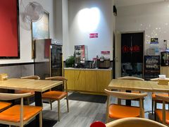 -极有家小鱼小鸡石锅煲(佳兆业店)