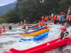-罗田大别山峡谷漂流