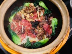 黑松露鹅肝双腊煲仔饭-捞王锅物料理(凯旋路店)