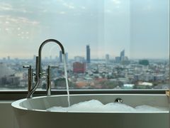 -阿瓦尼河滨曼谷酒店