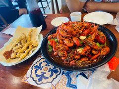 -川流不息·地道川菜·小龙虾(松东路店)