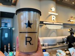 燕麦拿铁-星巴克臻选(上海合生汇1F店)