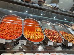 -胖东来生活广场(健康路店)