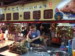 -六合夜市