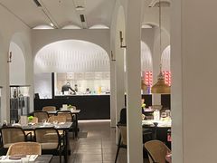 -NIUNIUPARK和牛螃蟹(龙湖杭州滨江天街店)