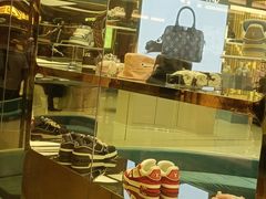 -LV路易威登(德基广场店)