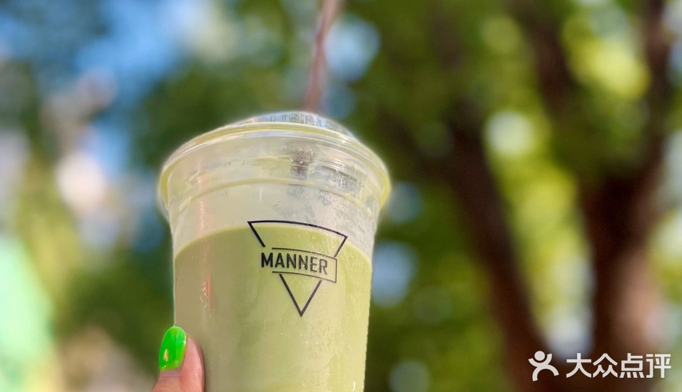 0️⃣r 喝咖啡|MANNERxHR赫莲娜限定咖啡侬喝了哇