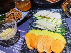 -鹤江桥·红油牛肉粉(SKP店)