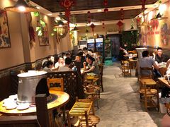 大堂-地锅公社·现炒地锅鸡·地锅鱼·夜宵(罗锦路店)