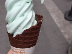 -全家便利店(孩儿巷店)