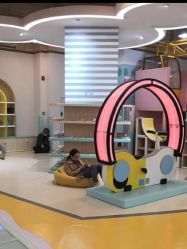 -多多淘儿童体验中心(重庆来福士店)