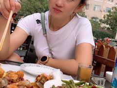 -顶之鲜海鲜餐厅