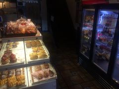 面包甜点陈列柜-KOMUGI 小麦家(新地假日广场店)