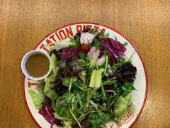 站点沙拉-Tube station站点比萨(王府井百货店)