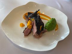 碳烤乳鸽，甜豆，旱金莲醋汁-Jean Georges