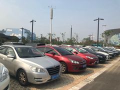 -融创茂-停车场