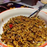 闺蜜小聚在五溪红小子吃虾，冷呼呼的天气来一盆热辣麻麻