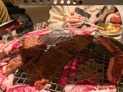 -草家酱蟹炭火烤肉店(珲春南路一店)
