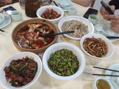-笨罗卜浏阳菜馆(龙华鹏润达店)
