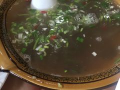 牛骨汤-苏莱特色牛骨滩羊手抓馆(长城东街总店)