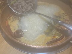 -洱火云南酸菜牛肉火锅(石景山当代商城店)