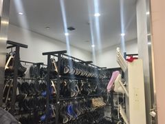 -冠军冰场CHAMPION RINK(百年港湾奥特莱斯店)