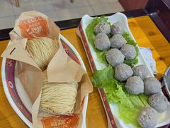 手打牛肉丸-大吉利·潮汕鲜牛肉火锅(总店)