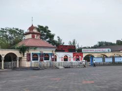 南门换票-飞览天下沉浸式飞行体验(北京旗舰店)