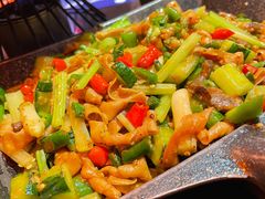 -何师烧烤Pro ·江湖川菜·小龙虾·精酿啤酒(太古里旗舰店)