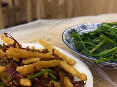 -江城燕子大排档(江汉路步行街店)