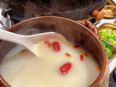 鳗鱼骨汤-红沃鳗鱼黑牛烤肉店(不老街店)
