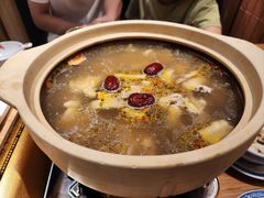 -邹开喜·炭炉鸡煲·海鲜火锅(虹口足球场店)