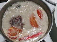 -红鼎豆捞·非遗鲍皇汤火锅(宝丰路店)